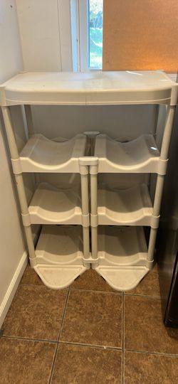 Bottle Buddy Water Bottle Stand 