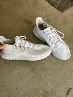 Adidas men’s tennis shoes