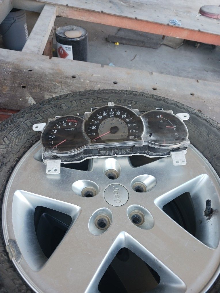 cluster toyota tacoma 06. 5 SPD