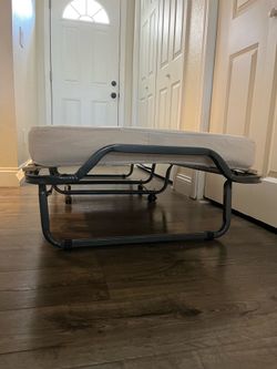 Twin bed