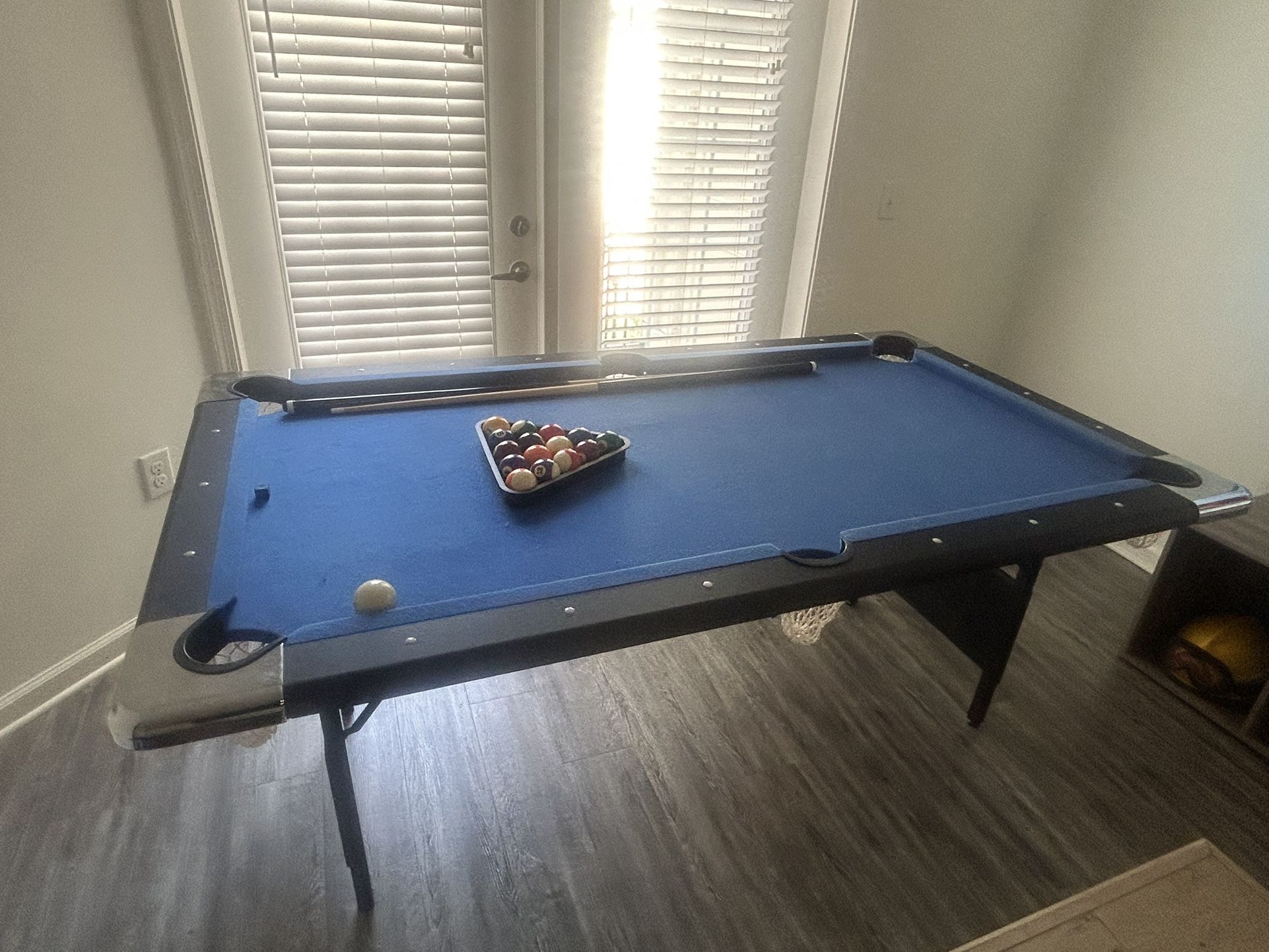 Hathaway Fairmont 6 Ft Portable Pool Table