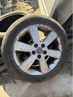 17 inch Lexus rim (1)