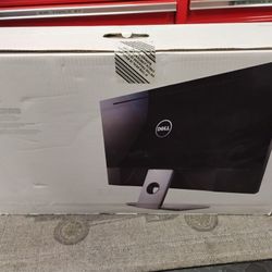 Dell 27" Computer Monitor