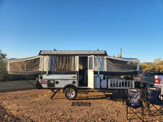 2008 Fleetwood Evolution E3 Pop-up camper