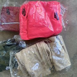 WOMEN NIKE SUITS. ONE SZ FIT ALL