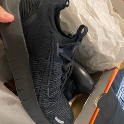 NIKE RUNING SHOES & EVERYDAY SHOES