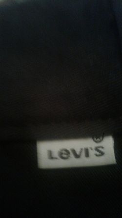 Levi's black cargo shorts