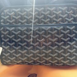 Goyard Pouch