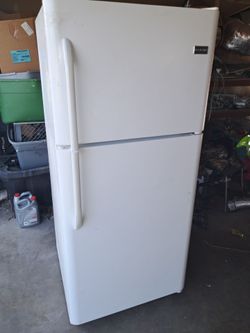 FRIGIDAIRE REFRIGERATOR CAN DELIVER