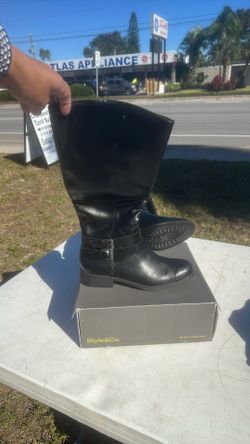 STYLE&CO MALIA BLACK BOOTS