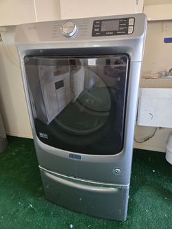 Maytag dryer with pedestal