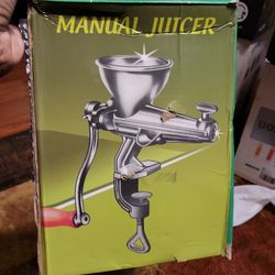 Manual juicer 