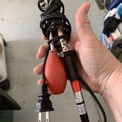 Desoldering Tool With Suction