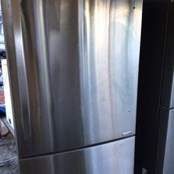 LG Bottom Freezer Refrigerator 