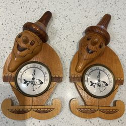 2  Gorgeous  Wooden Thermometers Indoor And Outdoors. 