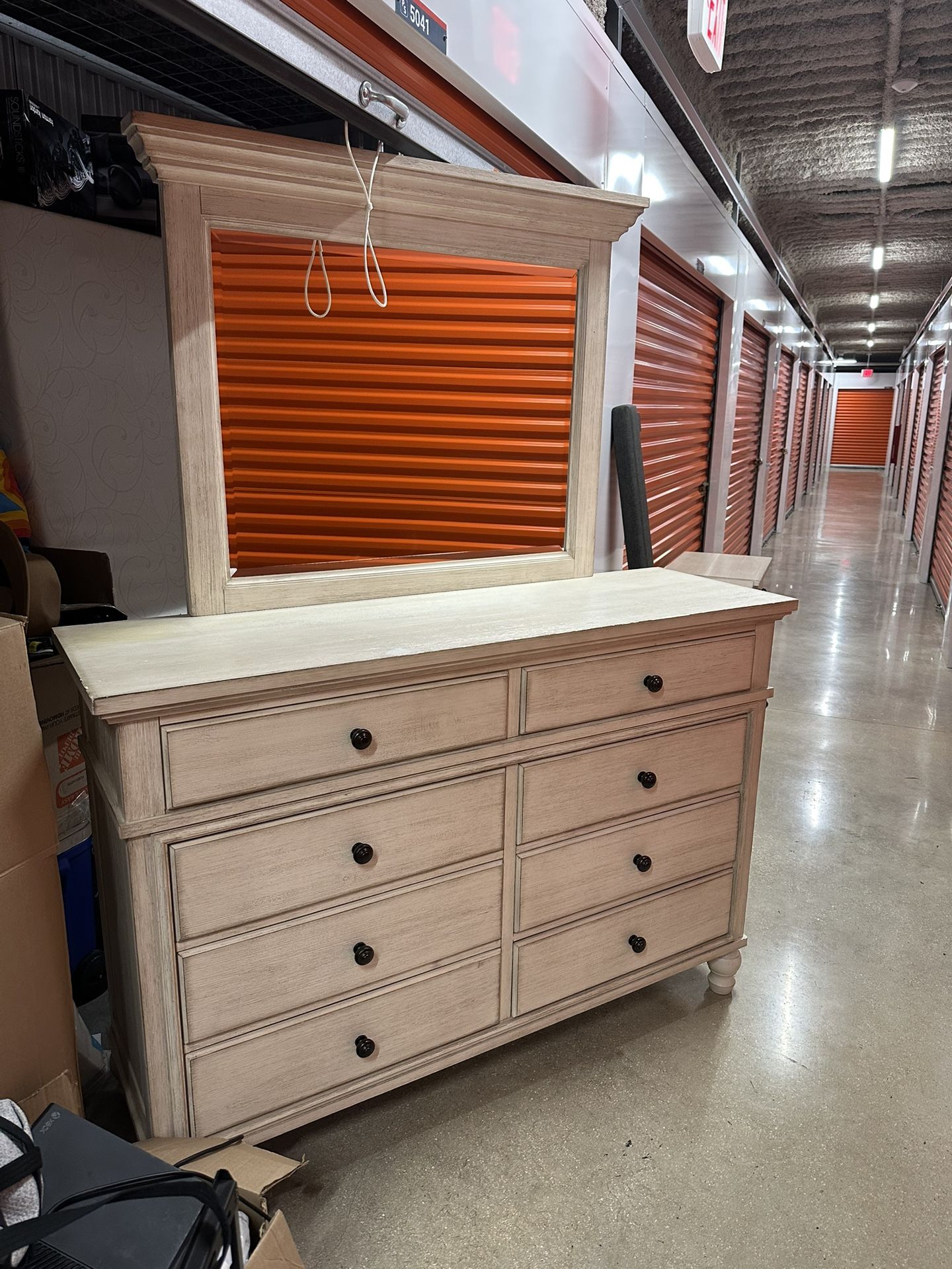 Beautiful 8-drawer Dresser With Mirror - Solid Wood - Very Good Condition