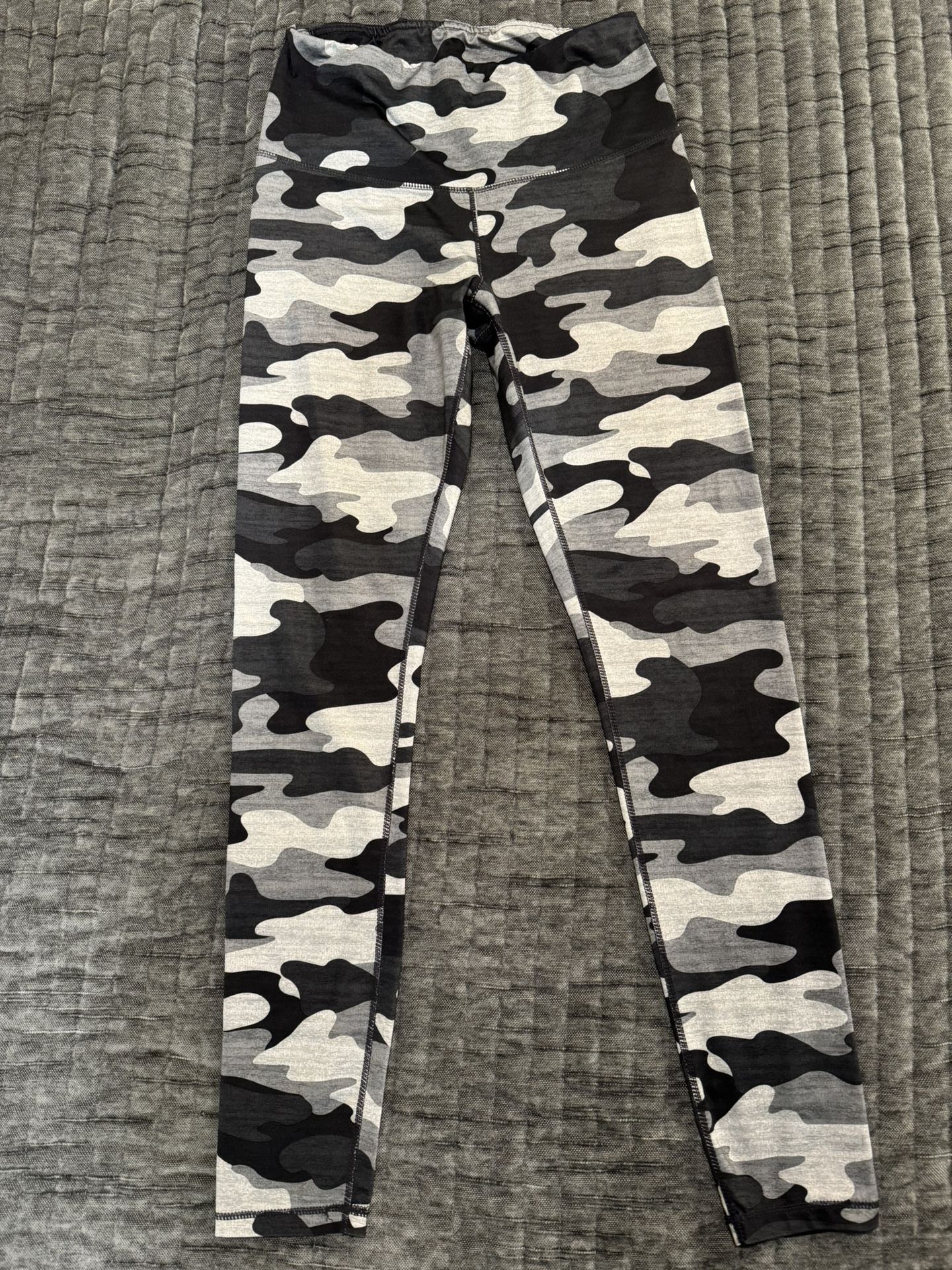 Stylish camouflage Reebok leggings