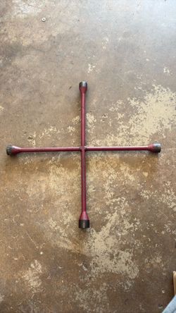Lug Wrench