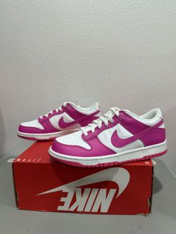 Nike Dunk Low shoe FB9109-102