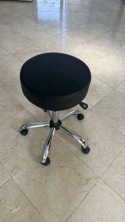 Medical adjustable stool excellent condition