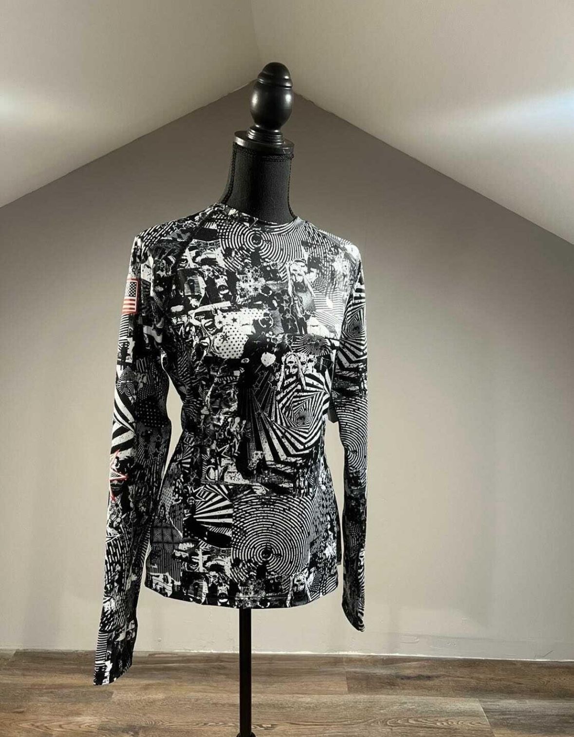 NWT Women’s Large USA Olympic Team Base Layer Shirt