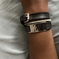 lv bracelet 