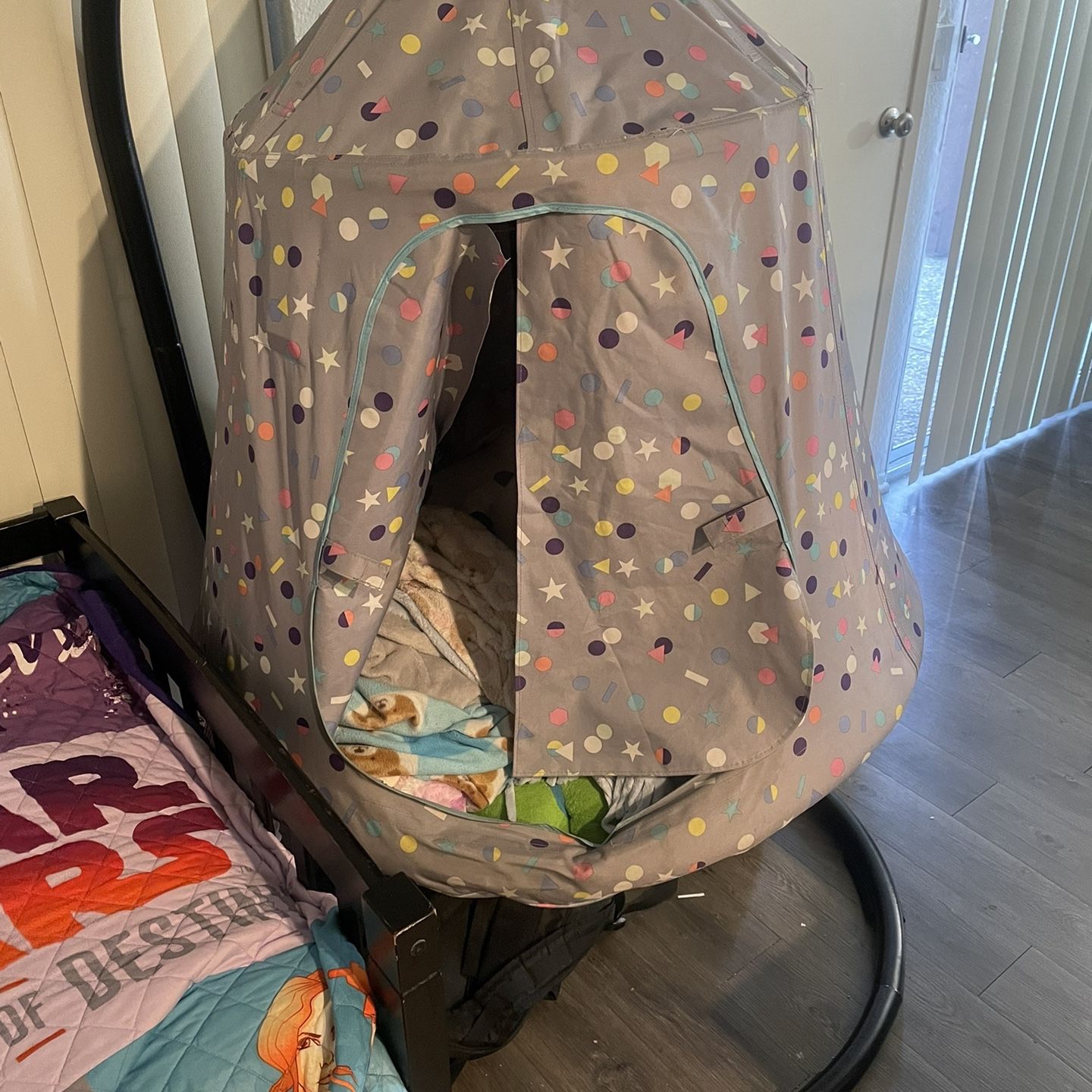 Sam's Club Cozy Hanging Pod Kids Mark Hangout Pod Members