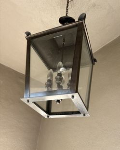 Beautiful Outdoor/Indoor Chandelier 