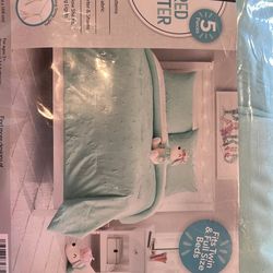 new in package twin/full size bedding for kids with plush animal and string Eiffel Tower lights