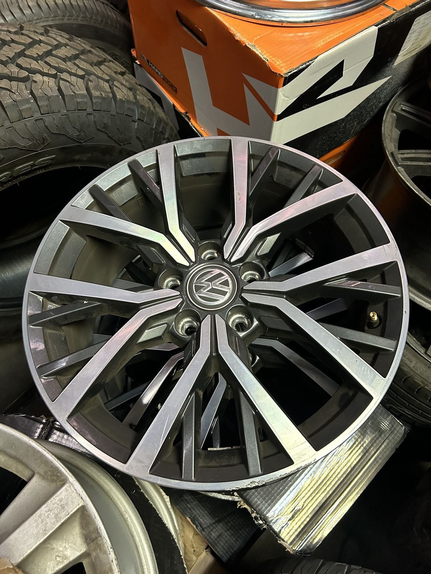 Volkswagen Jetta Gof Tiguan 17” Wheels