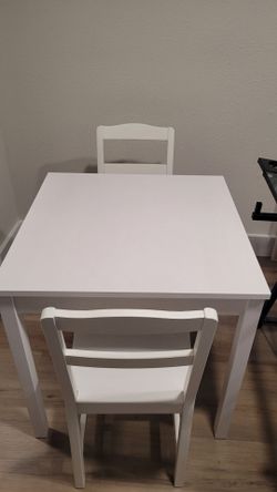 Table and 2 Chairs-White