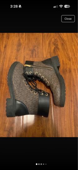 Women’s Mk Boots