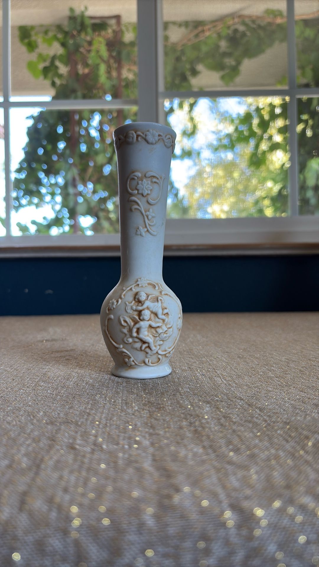 Lefton Porcelain bug vase cherubs angel cromance