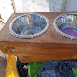 Double Dog Bowl Paw Inprint