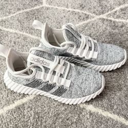 Women’s Adidas Size 7.5