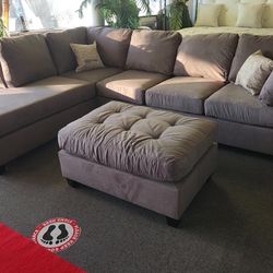Brand New 112" x 84" Light Gray Plush Microfiber Reversible Sectional + Ottoman