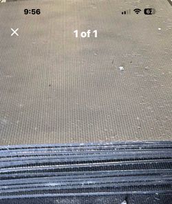 12 available 4x6x3/4  horse stall mats used in a home gym so this are clean and in good condition