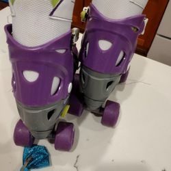 Kids Adjustable Roller Skates 
