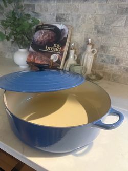 Le Creuset large 6.75 Qt. Enameled cast iron wide Dutch oven