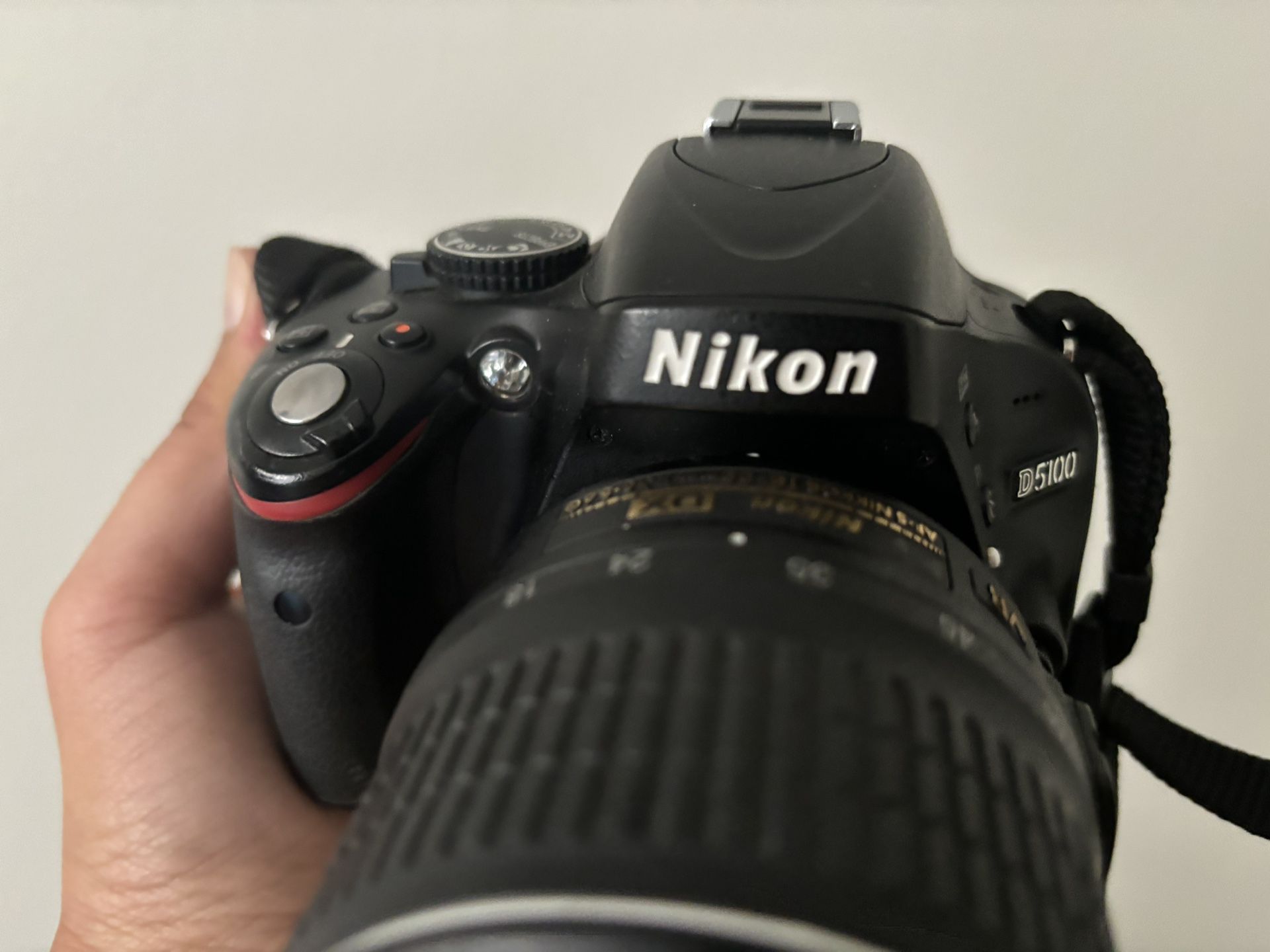 Nikon D5100 With 4 Lenses And Filter 