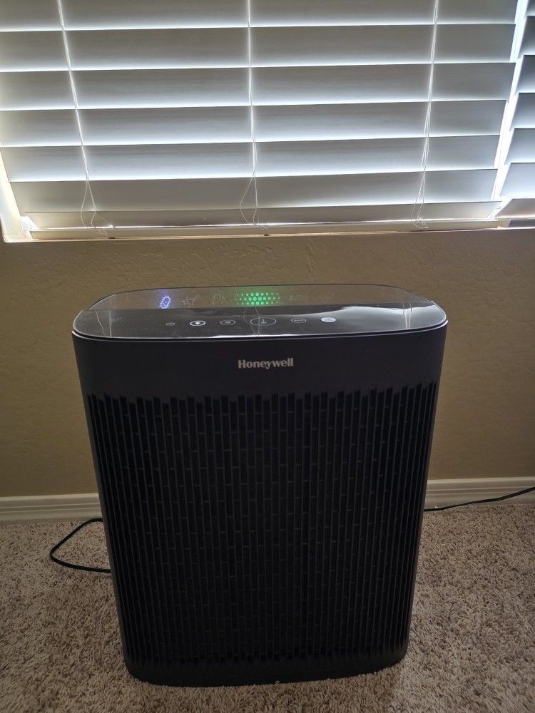 Honeywell Allergen Plus HEPA Air Purifier
