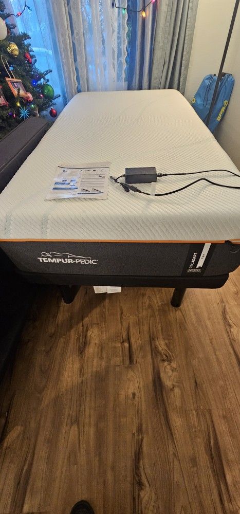 Tempur-Pedic Mattress With Adjustable Frame For Sale