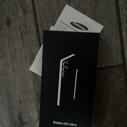 SAMSUNG GALAXY S25 ULTRA
