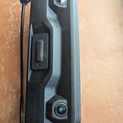 Chevrolet Silverado OEM Tailgate Handle
