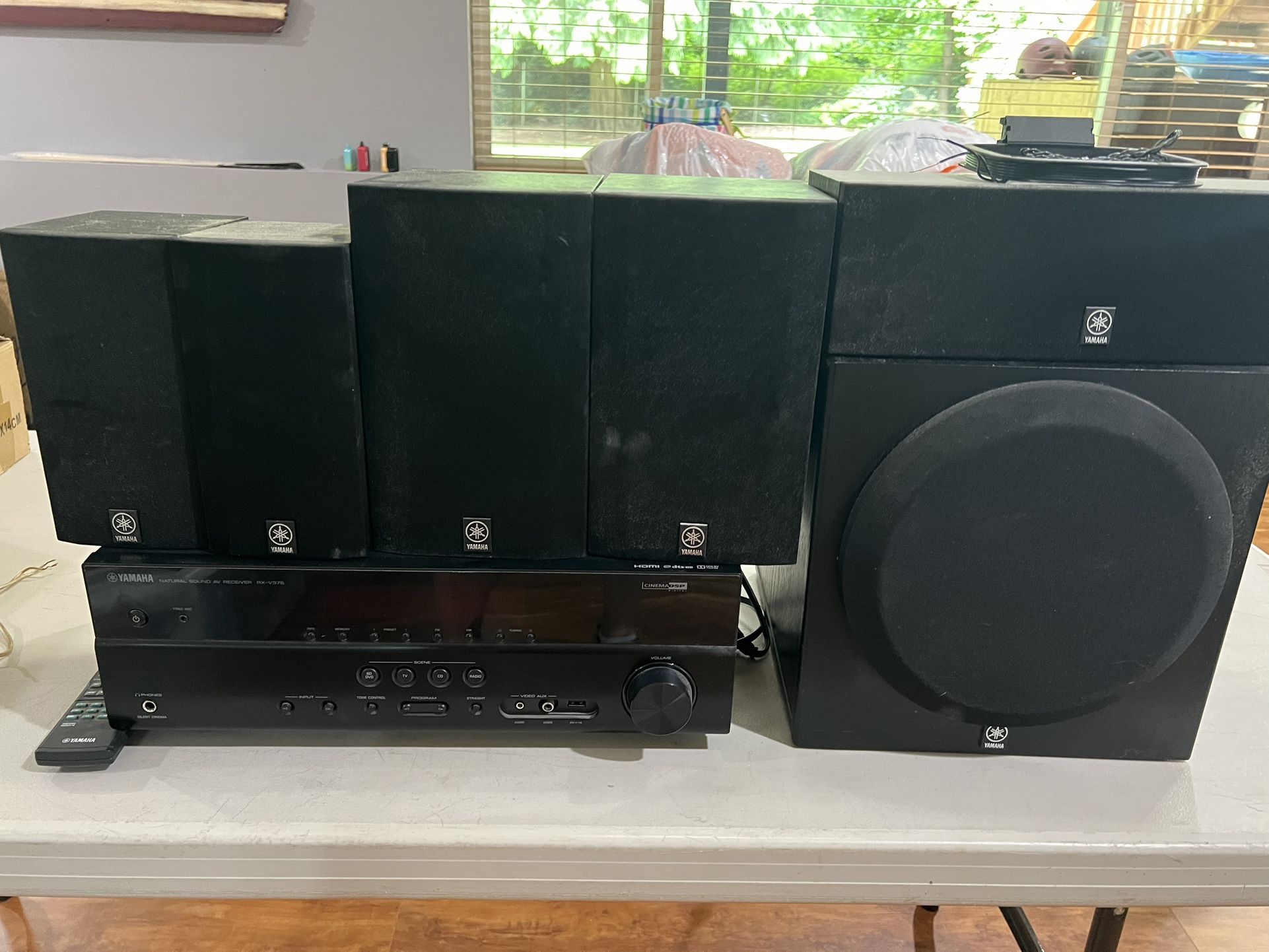 Yamaha Rx-v375 5.1 Surround Sound