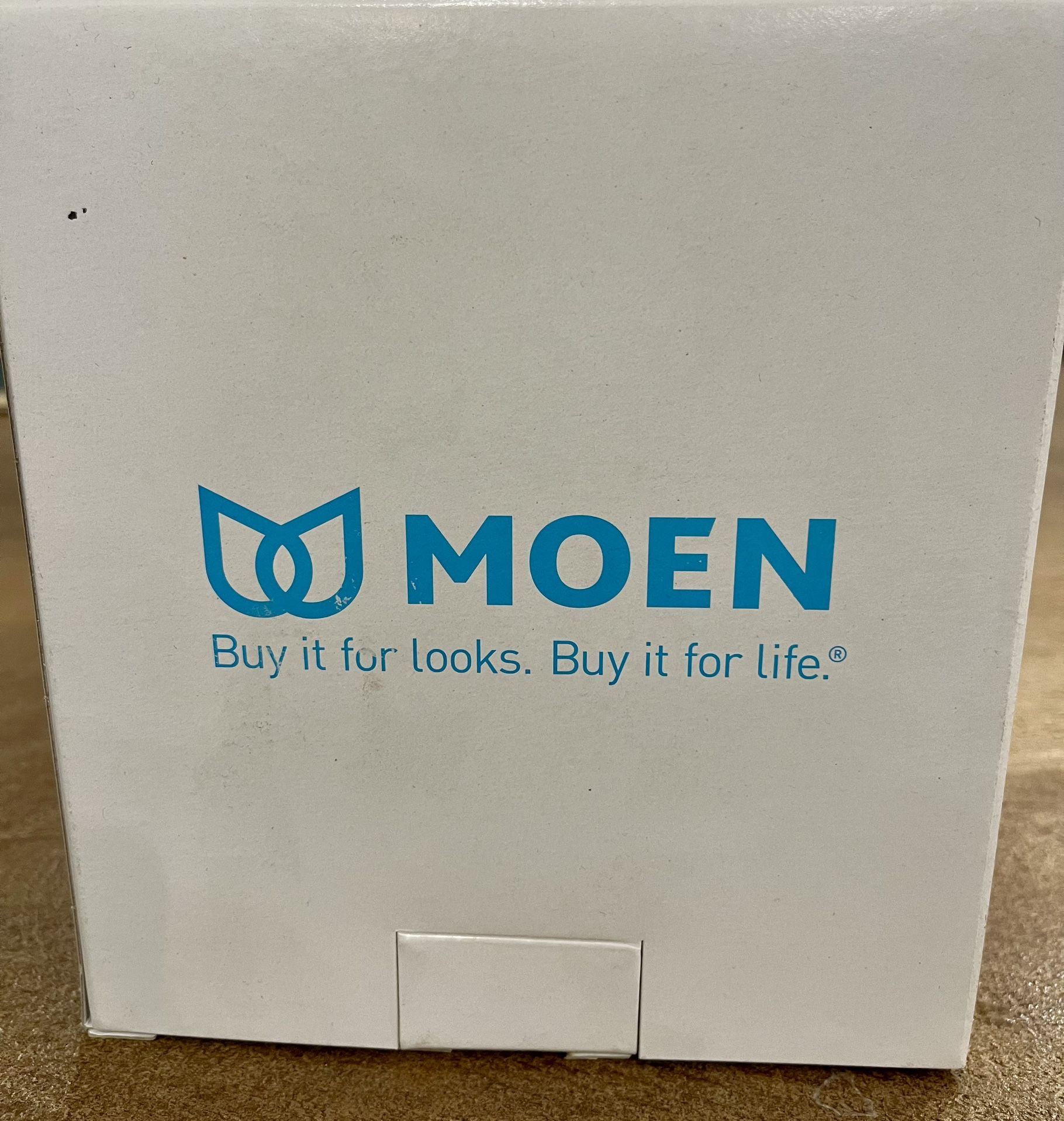 MOEN Glyde Chrome Toilet paper holder and 2 Towels Rings Brand New in box