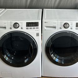 LG WASHER AND DRYER SET  