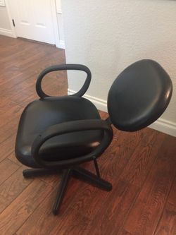 Shampoo Chair