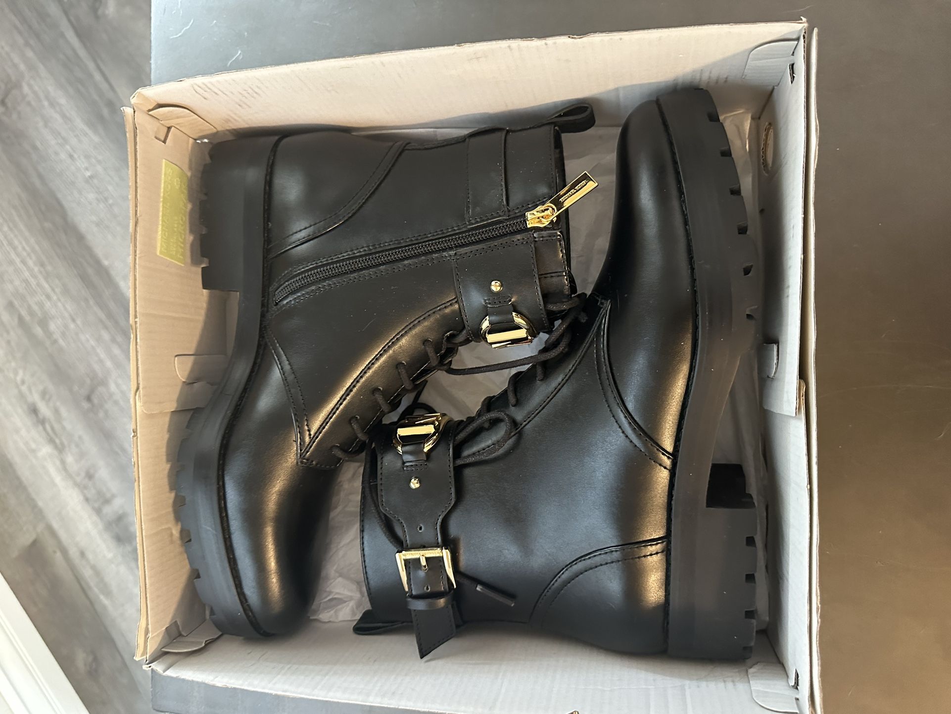 Black Boots