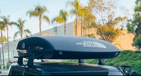 Packasport System 115 or Traveler Roof Box